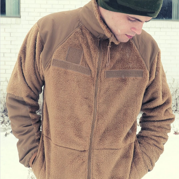 http://www.pxsupply.com/cdn/shop/products/Screenshot2022-10-03at15-59-45RothcoonInstagramOurJanuary2020_GOTMis...Rothco_sGenerationIIILevel3ECWCSFleeceJacket-AvailableinCoyoteBrownBlackandFoilageGreen_9734.png?v=1668463010