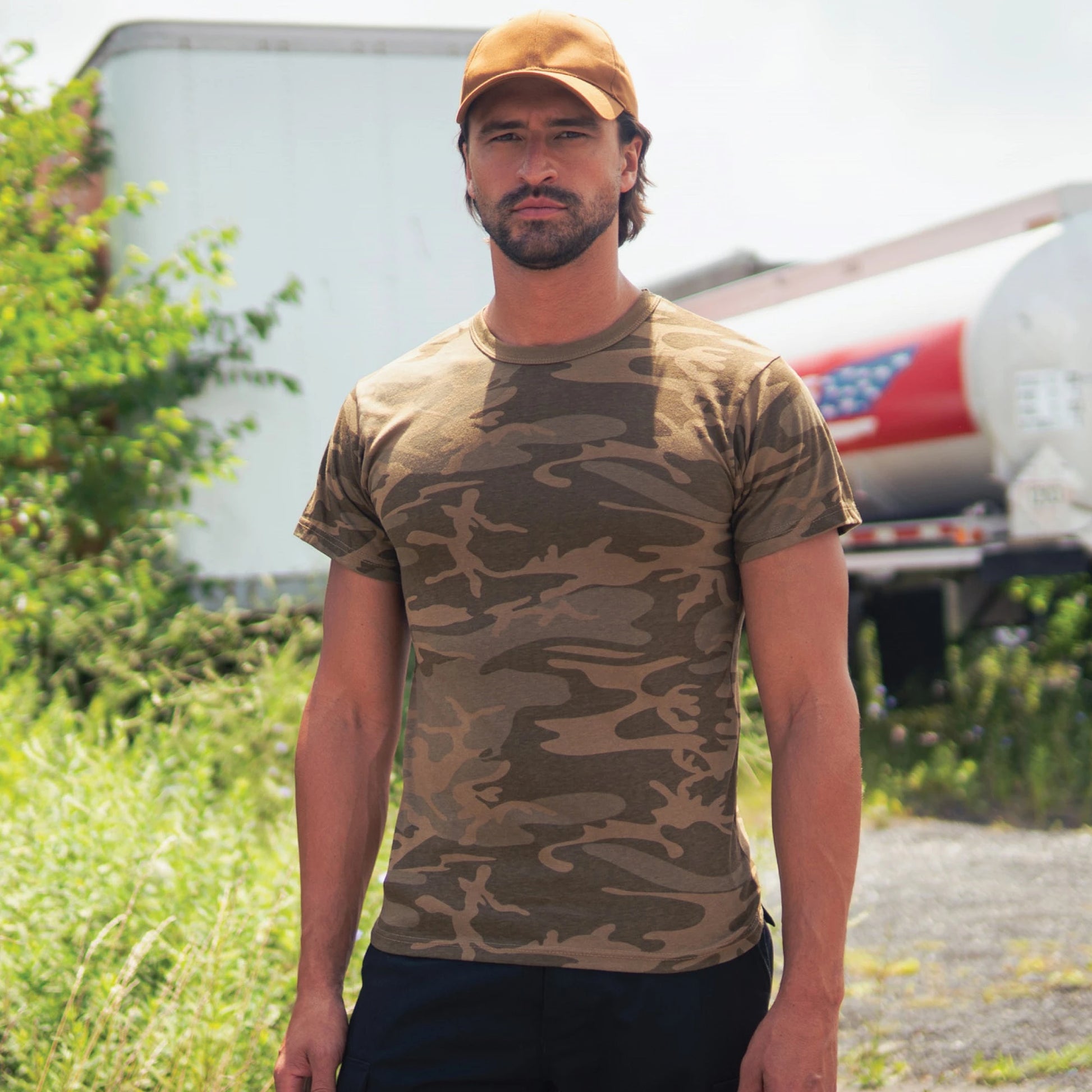 LE-Colored_Camo_T-Shirt_Item_-_1864-01.webp